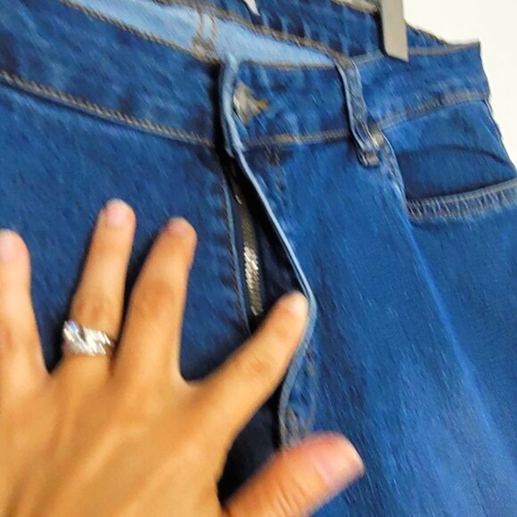 Wind River Women's Blue Cotton Blend Mid-Rise Cropped Wide Leg Jean Size 14X30 - Picture 3 of 12